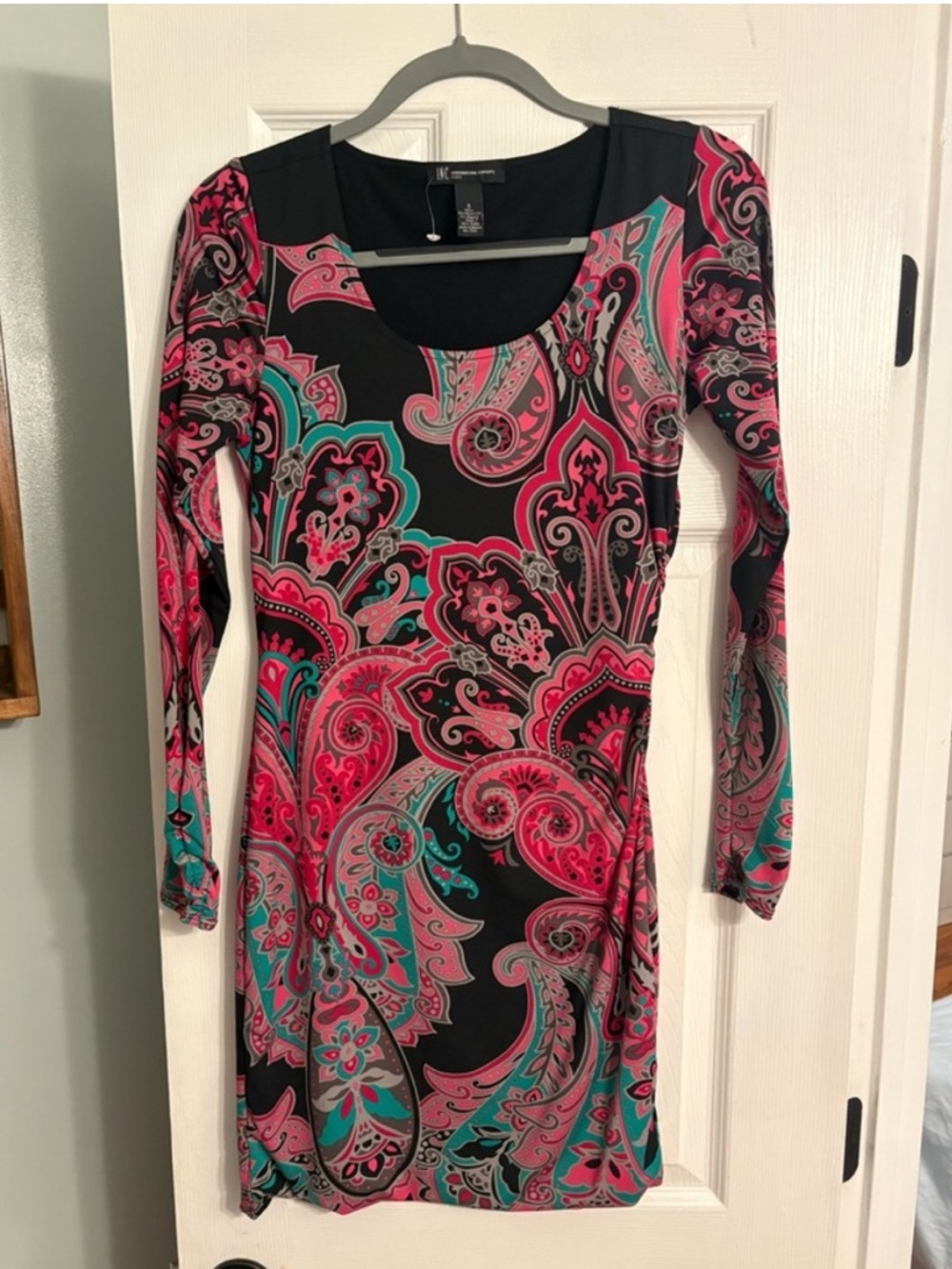 INC International Concepts Black Pink Teal Paisley Scoop-Neck Long-Sleeve Dress
